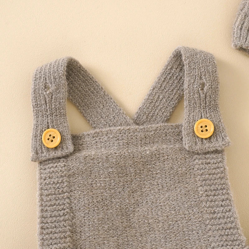 “Tiny2Toddler Sleeveless Knitted Baby Romper with Matching Hat – Neutral Strap Jumpsuit Outfit for Newborns, Infants & Toddlers”